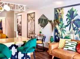 MUSE-Luxe Apartment in Port Douglas