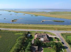 Deichhus Nordseeliebe direkt am Deich - Nordsee - Dagebüll - Am Vogelreservat, hotel in Dagebüll