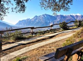 Chalet Laghel, cabană din Arco