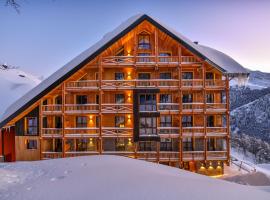 Chalet Everest - Luxury Apartments, cabin in Prato Nevoso