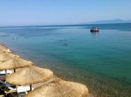 Castella Beach: Alissos şehrinde bir konukevi