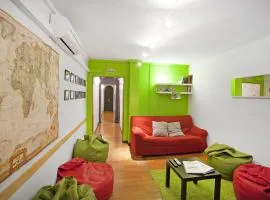 Diagonal House Hostel