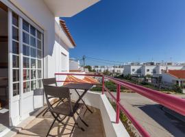 1 bedroom apartment by ALGARVEMANTA, hotel na Manta Rota