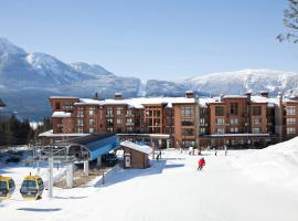 Sutton Place Hotel Revelstoke Mountain Resort: Revelstoke şehrinde bir otel