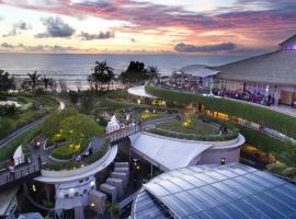 YELLO Hotel Kuta Beachwalk Bali, hotel en Kuta