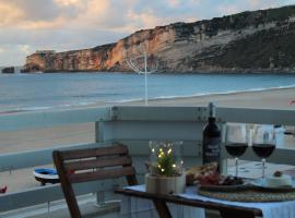 Beachfront Apartment Nazaré, hôtel acceptant les animaux domestiques à Nazaré