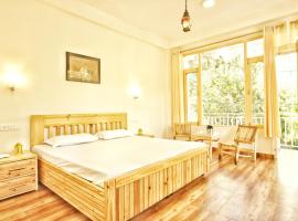 The Culture Nation Hostel Manali, готель у місті Маналі