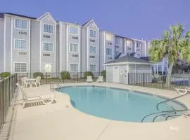 Microtel Inn & Suites by Wyndham Gulf Shores