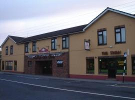 Monaghans Harbour Hotel, hotell i Naas