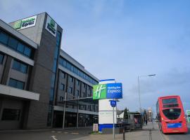 Holiday Inn Express London Heathrow T5, an IHG Hotel, viešbutis mieste Slau