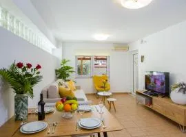 Manolia Dream Apartment 30m to the beach