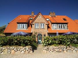 Ferienhäuser im Sylter Gartenweg, hotel a Tinnum