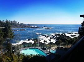 Black Rock Oceanfront Resort, penginapan layan diri di Ucluelet