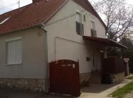 Budai Vám Apartmanház