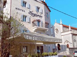 Benjamin Hotel: Kaštela şehrinde bir otel