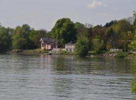 Fischwirtshaus Landmotel Die Donaurast, viešbutis mieste Persenbeug