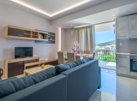 zakynthos town modern roof apartment, отель в Закинтосе