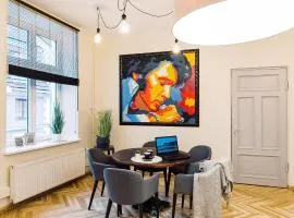 ELVIS apartment/11 beds/6 bedrooms/Riga Old Town