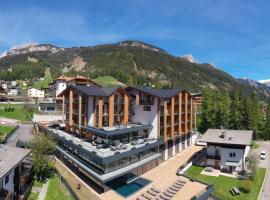 Ciampedie Luxury Alpine Spa Hotel, hotel v Vigo di Fassi