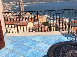 Le Suite Guarinelli B&B, hotel din Gaeta