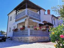 Apartmani Mila-Casa Bianca