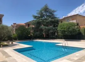 Belle résidence au centre de Saint Tropez avec piscine et garage