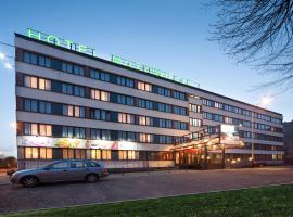 Hotel Mazowiecki Łódź، فندق في لودز