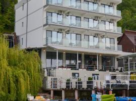 Pensiunea Sunshine, hotel u gradu 'Eşelniţa'