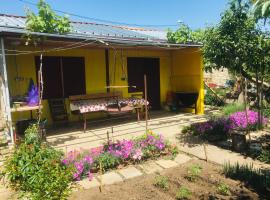 Бунгало- Bungalow, hotel u gradu Kavarna