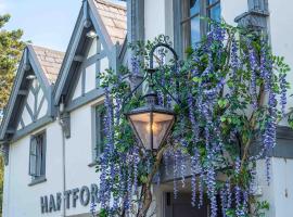 Hartford Hall on School Lane, hotel en Northwich