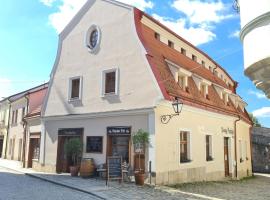 Penzion Hradební, hotel em Telč