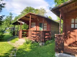 Bungalow Camping Edelweiss - Floare de colt - Gyopár, Hotel in Rimetea