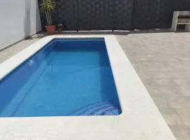 Apartamentos NayDa Gran casa con piscina