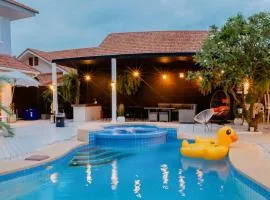 Baan Kiang Lay Phu View Hua Hin Private Pool Villa บ้านเคียงเลภูวิว ไพร์เวท พูลวิลล่า กลางเมือง ใกล้หาดหัวหิน