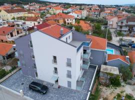 Apartments Nikić, hotel di Bibinje