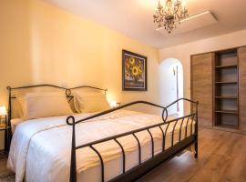 Vila Radolca apartments & rooms, hotell i Radovljica