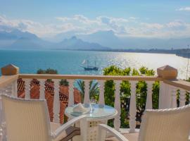 Bacchus Pension, guest house sa Antalya