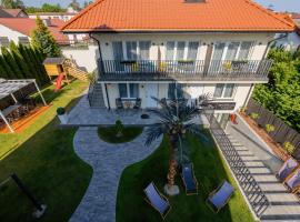 Amber Tiger Villa, отель в Поберово