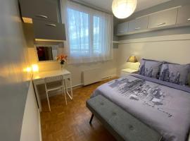 Chambre Privée en Colocation Villeurbanne Métro Bonnevay, hotel em Villeurbanne