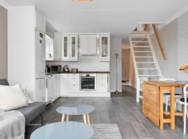 Entire modern home in Stockholm Kista - suitable for four persons โรงแรมในสต็อกโฮล์ม