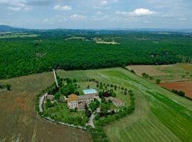 Fattoria Agriturismo Nerbona, farm stay in Casole dʼElsa