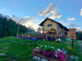 Rifugio Baita Gimont, hotel v destinaci Cesana Torinese