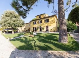 Agriturismo Villa Bracali、Serravalle Pistoieseのホテル