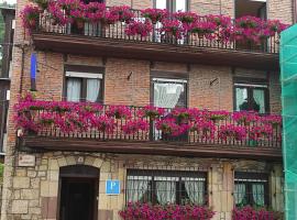 Pensión Rosa, hotel v destinaci Cabezón de la Sal