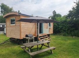 Viesnīca Tiny house op wielen Friesland pilsētā Vorkuma