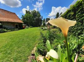 La Flandre entre plaine, mer et marais, hotel met zwembaden in Rubrouck