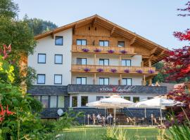 SCHÖNIS-Landhotel, viešbutis mieste Bad Mitterndorf