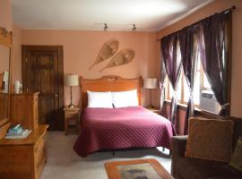 The Ouray Main Street Inn، فندق في أوراي