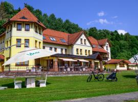 Hotel Julianin dvor, hôtel avec parking à Habovka