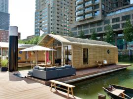 Wikkelboats at Floating Rotterdam Rijnhaven, casa o chalet en Róterdam